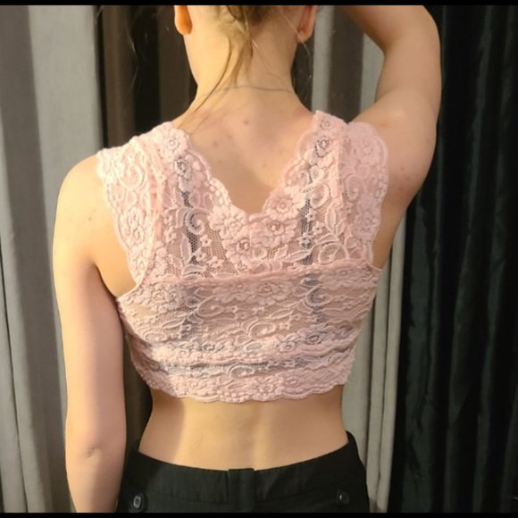 Lace Crop Top - Picture 3 of 3